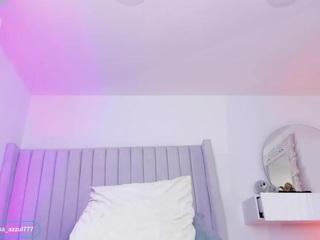 shelynna-azzul's CamSoda show and profile