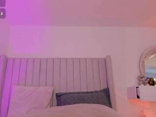 shelynna-azzul webcam