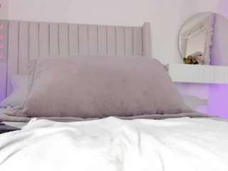 shelynna-azzul's live room