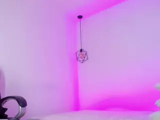 Shelynna🦋's Live Sex Cam Show