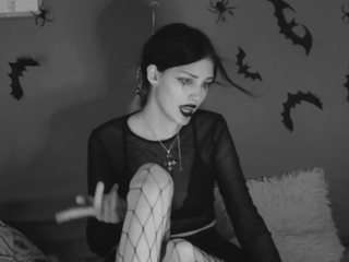 vampykira