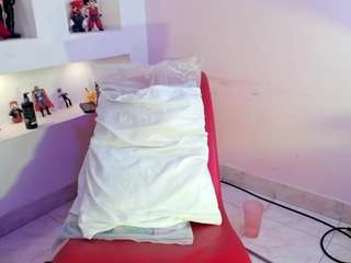aliceroys webcam