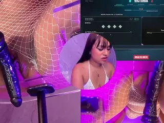 AliceRoys's Live Sex Cam Show