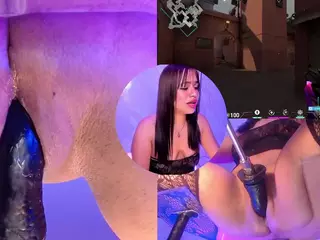 AliceRoys's Live Sex Cam Show