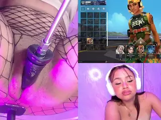 AliceRoys's Live Sex Cam Show
