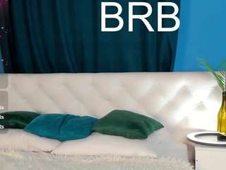 eva-lewisvalley's CamSoda show and profile