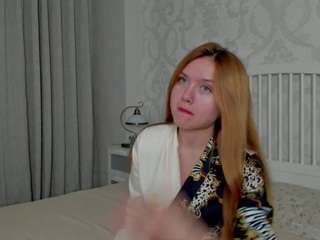 Eva-lewisvalley's live stream