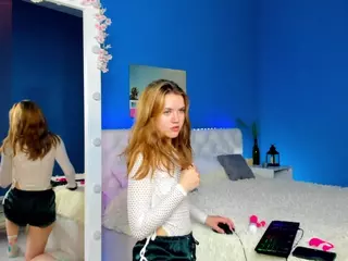 Eva-LewisValley's Live Sex Cam Show