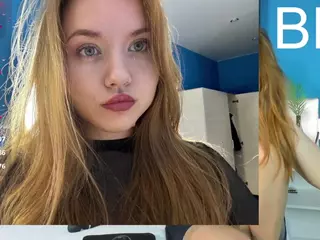 Eva-LewisValley's Live Sex Cam Show