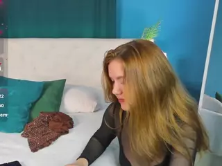Eva-LewisValley's Live Sex Cam Show