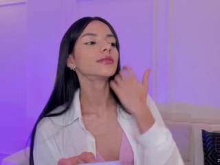 hannahjamesx's CamSoda show and profile