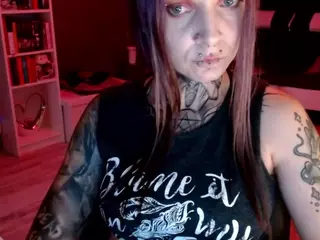 InesCreazy's Live Sex Cam Show