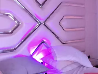 MegannFoxx's Live Sex Cam Show