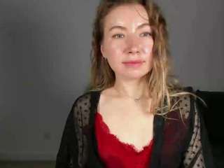 miaxlust's CamSoda show and profile