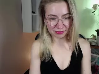 MiaxLust's Live Sex Cam Show