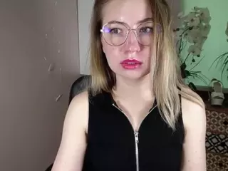 MiaxLust's Live Sex Cam Show