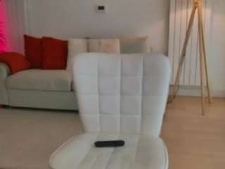 yourgoddessroxana's live room