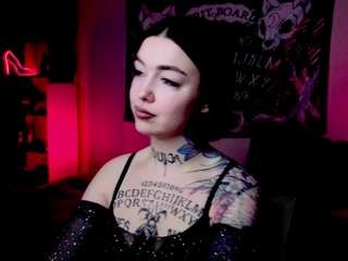 le modèle alliemagic est en webcam porno dans un show sur le site camsoda, il possède les tags suivants: ass,asshole,young adult,thong,teen 18,tattoos,strip,squirter,spank,shaved pussy,riding,pov,no smoking,no drinking,nipple piercings,natural,lingerie,facial piercings,dildo or vibrator,dildo