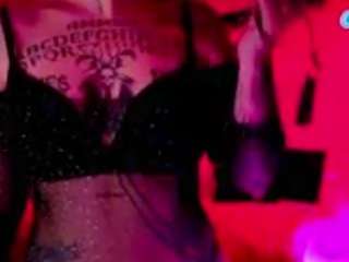 le modèle alliemagic est en webcam porno dans un show sur le site camsoda, il possède les tags suivants: ass,asshole,young adult,thong,teen 18,tattoos,strip,squirter,spank,shaved pussy,riding,pov,no smoking,no drinking,nipple piercings,natural,lingerie,facial piercings,dildo or vibrator,dildo