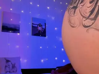 AllieMagic's Live Sex Cam Show