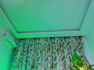 alyssiawonder webcam model