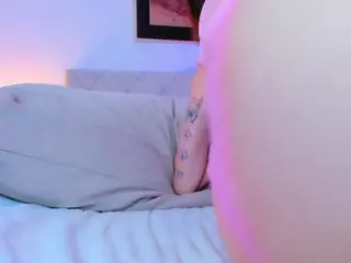 AlyssiaWonder's Live Sex Cam Show