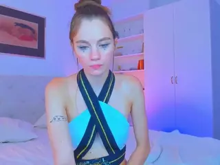 AlyssiaWonder's Live Sex Cam Show