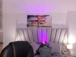  amelie-jhons chat room