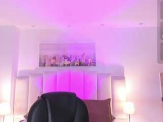  amelie-jhons chat room