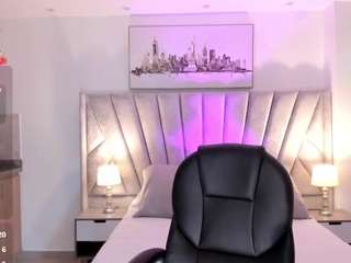  amelie-jhons chat room