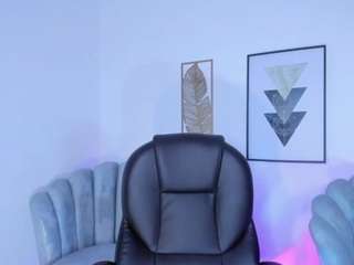 amelie-jhons live cam profile