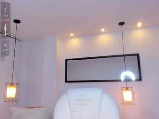 amelie-jhons Sex Cam Show