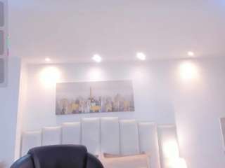 amelie-jhons Live Webcam on CamSoda