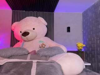 magic-rouse Live Webcam on CamSoda