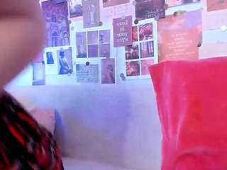  miagingerrose chat room