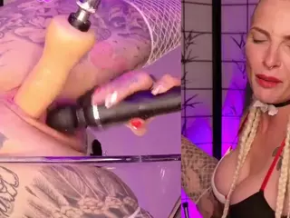 TezzaTattoo's Live Sex Cam Show