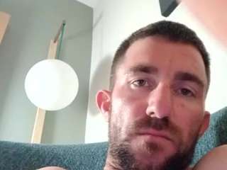  two009 chat room