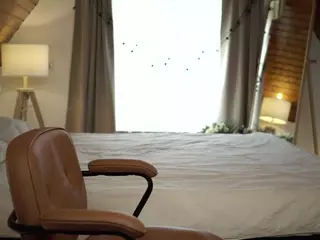 AkaneiroDemon's Live Sex Cam Show