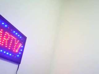 PaisleyDay live webcam show