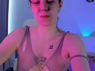 Viktoria-Ingram's Live Sex Cam Show