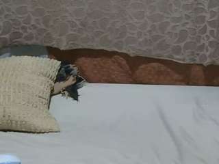 avrilhyn live cam preview