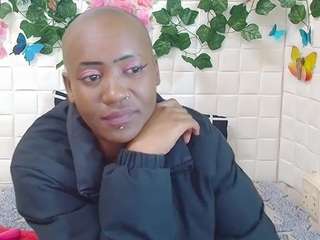 EbonyOlive69