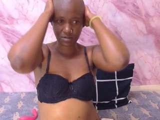 EbonyOlive69