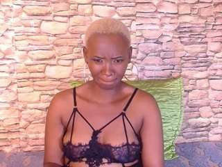 EbonyOlive69