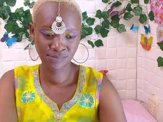 EbonyOlive69