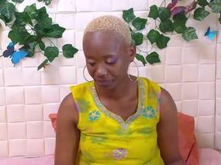 EbonyOlive69