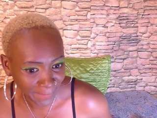 EbonyOlive69
