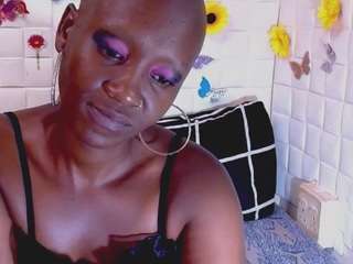 EbonyOlive69