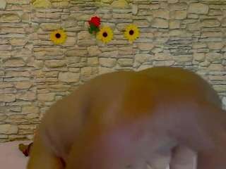 le modèle ebonyolive69 est en webcam porno dans un show sur le site camsoda, il possède les tags suivants: ahegao,sexy,massage,naked,natural,oil,pink,pussy,pussyplay,roleplay,smoking,lingerie,spank,spanking,strip,tease,thick,twerk,wet,young adult