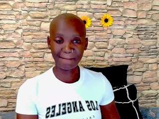 ebonyolive69's CamSoda show and profile